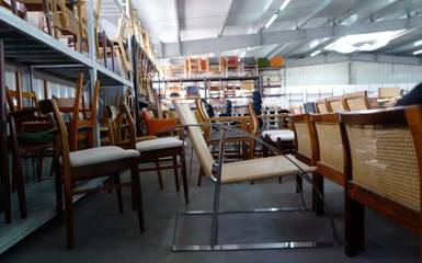 舊物新潮 年輕人為何鐘情于舊家具？